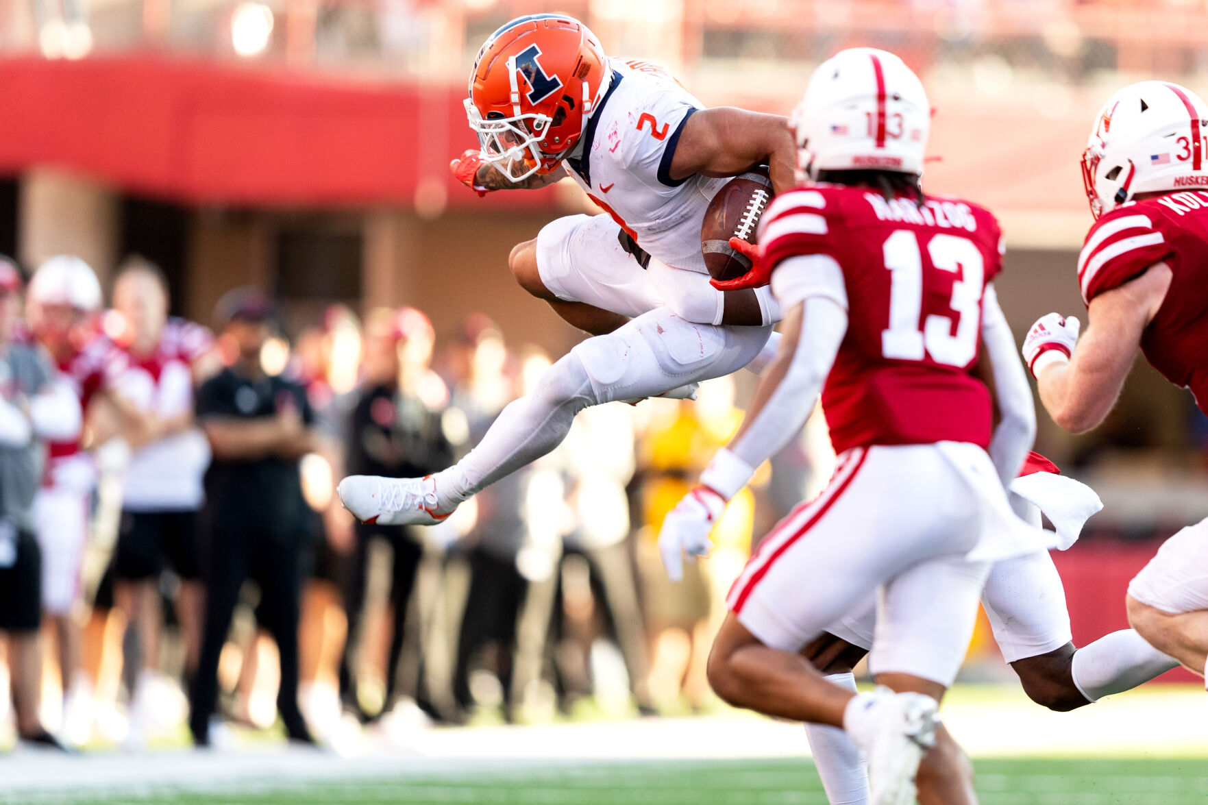 103022-owh-spo-nebraskaillinois-em14.jpg